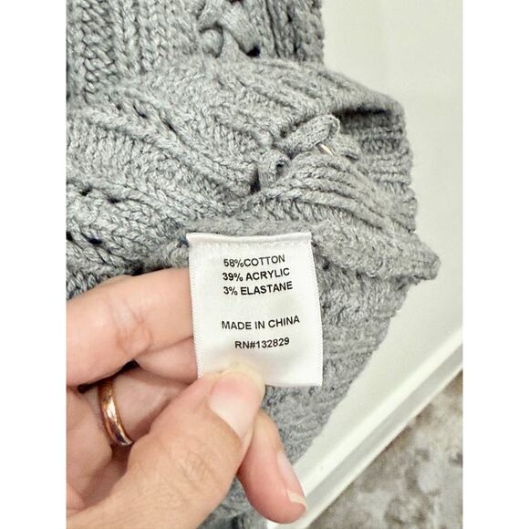 NWT Camila Coelho Daria Cable Knit Turtleneck Cropped Sweater Gray Women's XS - Picture 7 of 7